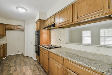 2915 Valley Rose Dr, Kingwood, TX 77339 - photo 7