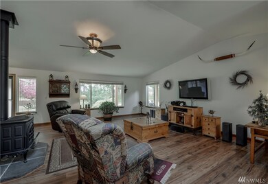 1721 370th St E, Roy, WA 98580 - photo 3