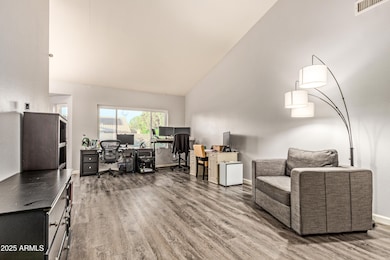 1014 E Golden Ct, Chandler, AZ 85225 - photo 5