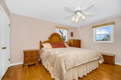 53 Bunting Ln, Naperville, IL 60565 - photo 4