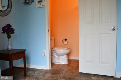 9 Kimberlys Ct, Baltimore, MD 21244 - photo 5