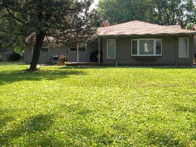 18000 Thomas Ln, Country Club Hills, IL 60478 - photo 4