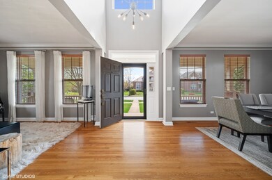 2498 Fielding Dr, Glenview, IL 60026 - photo 3