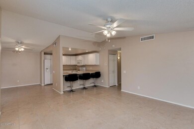 Villas_Kitchen1