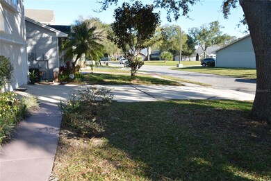 Neighborhood view from the front walkway