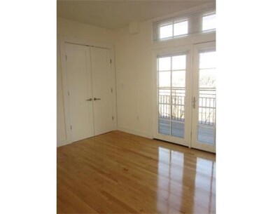 72 Hamilton St unit 8, Cambridge, MA 02139 - photo 6