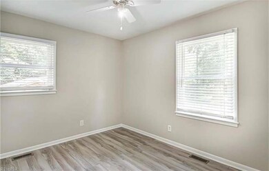 211 Auden Dr, Greensboro, NC 27406 - photo 5