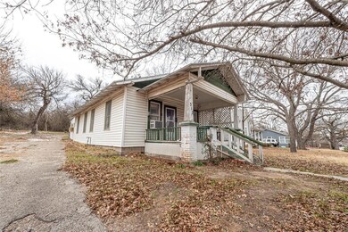 312 Cleveland Ave, Weatherford, TX 76086 - photo 5