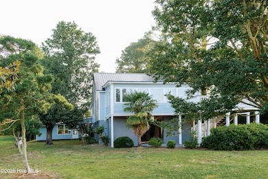 1498 Bayview Rd