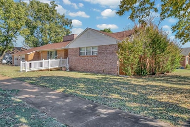 601 N Temple St, Cordell, OK 73632 - photo 3