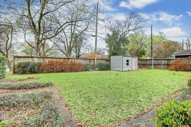 2130 Chantilly Ln, Houston, TX 77018 - photo 5