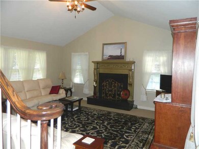 157 Sir Michael Cir, West Kingston, RI 02892 - photo 6