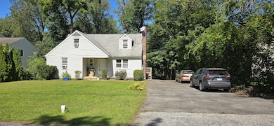 27 Emma Rd, Stamford, CT 06905 - photo 3