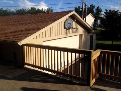 106 Meadowlark Dr, Berea, KY 40403 - photo 4