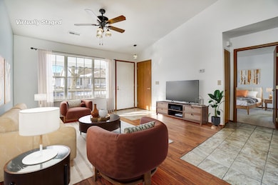 1296 Hillview-VS Living Rm