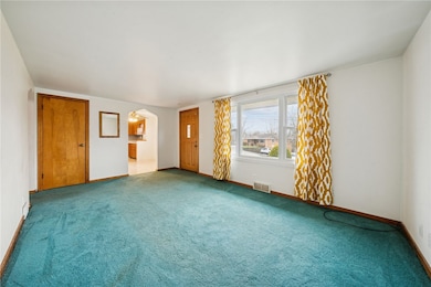 1013 10th St, Irwin, PA 15642 - photo 2