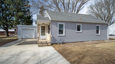 907 Ivy St, Bloomer, WI 54724 - photo 7