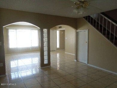 family room 4