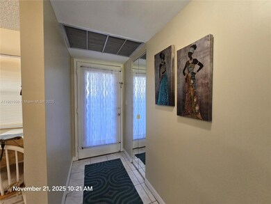 Tradewinds Condos unit 109, Coconut Creek, FL 33066 - photo 4