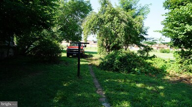 410-412 E Baltimore 412 St, Taneytown, MD 21787 - photo 5