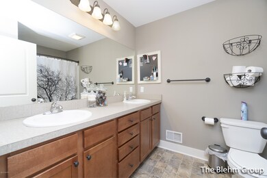 903 S Center Park Dr SW unit 22, Byron Center, MI 49315 - photo 7