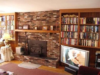 63 Old Westport Rd, North Dartmouth, MA 02747 - photo 3