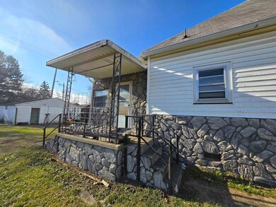 326 W 8th St, Mount Vernon, IN 47620 - photo 3
