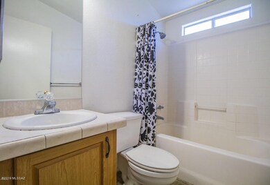 elm bathroom