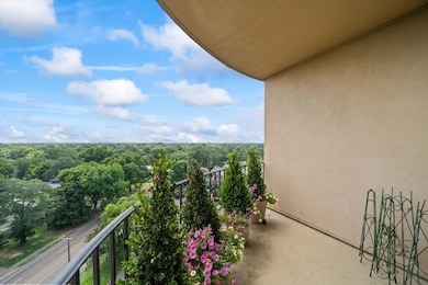 Fairway Towers unit 12A B, Memphis, TN 38122 - photo 5