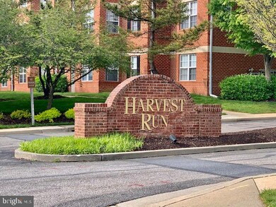 2406 Forest Edge Ct unit 201, Odenton, MD 21113 - photo 4