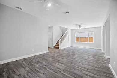07 - Dinning room & Livingroom (1)