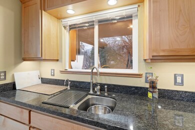 1650 NE Terrace Dr, Grants Pass, OR 97526 - photo 6