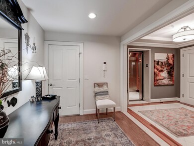 The Ritz-Carlton Residences, Baltimore, MD 21230 - photo 3