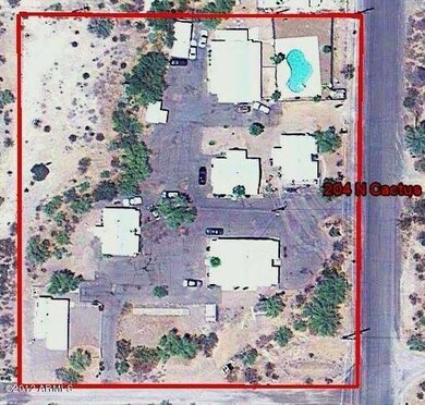 204 N Cactus RD