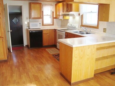 Tiampong Kitchen View 2