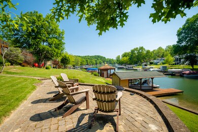 11970 W Glen Ln, Columbus, IN 47201 - photo 2