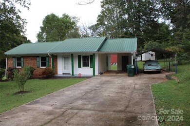 1138 Loblolly Ln, Newton, NC 28658 - photo 2