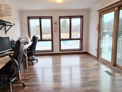 32 Hemlock St, Douglas, MA 01516 - photo 6