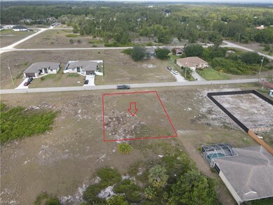 717 Downer Ave S, Lehigh Acres, FL 33974 - photo 4