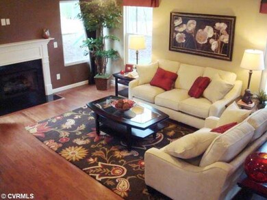Den/Family/Great Room - Sample photo from Ryan Hom
