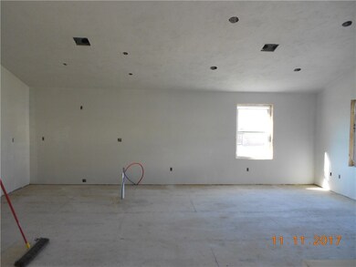 37 Laflamme Ave, Woonsocket, RI 02895 - photo 5