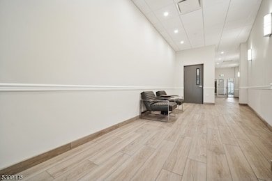 246 Main St unit 304, Chatham, NJ 07928 - photo 3