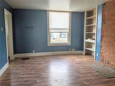 look at the size of that dining room!!