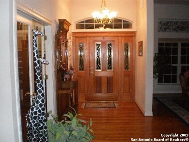 8745 Phoenix Ave, Universal City, TX 78148 - photo 2