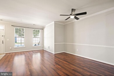 15571 John Diskin Cir, Woodbridge, VA 22191 - photo 5