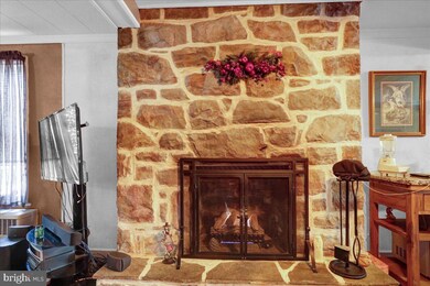 24 Wilson Ave, Reading, PA 19606 - photo 7