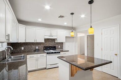 7332 Dixie Dr, Houston, TX 77087 - photo 4