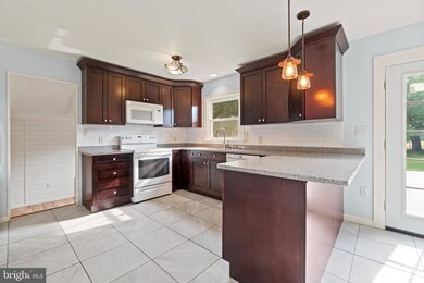 6006 Potomac Dr, King George, VA 22485 - photo 4