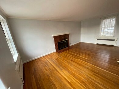 39 Commonwealth Ave unit 23, Chestnut Hill, MA 02467 - photo 2