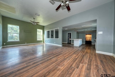 2071 W Point Tap Rd, Palestine, TX 75803 - photo 5